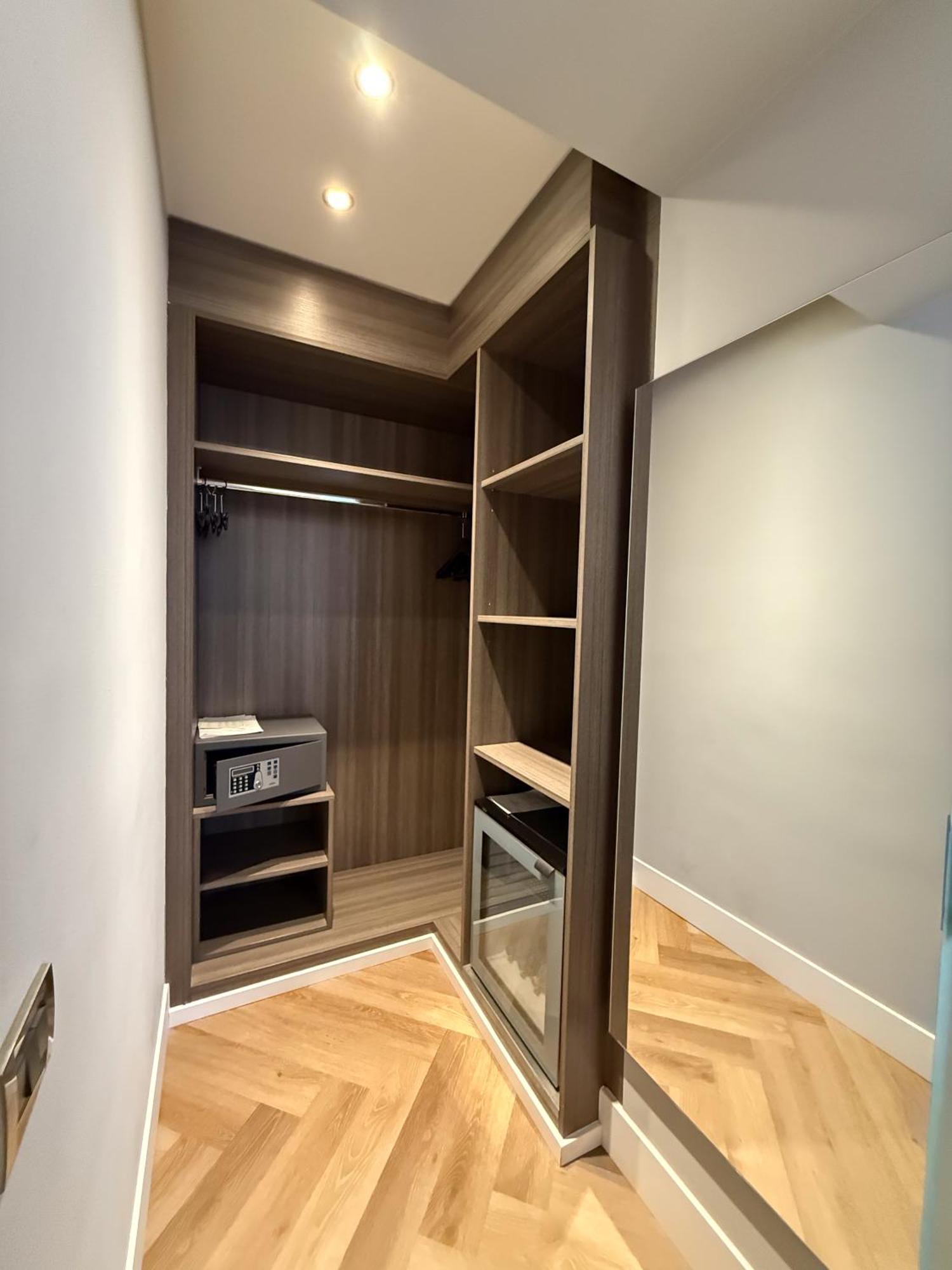 Best Western Plus Borgolecco Hotel Arcore Bagian luar foto