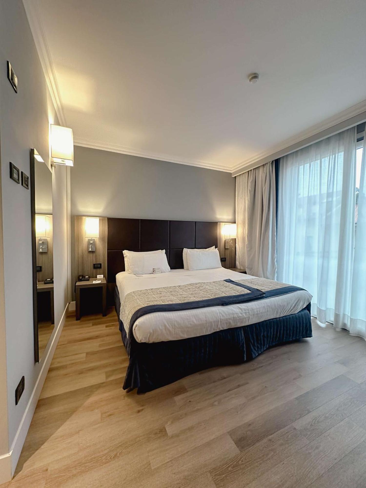 Best Western Plus Borgolecco Hotel Arcore Bagian luar foto